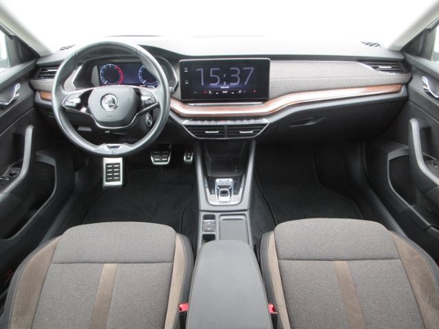 Octavia 2.0 TDI 4x4 DSG Scout AHK/MATRIX/NAVI/IN