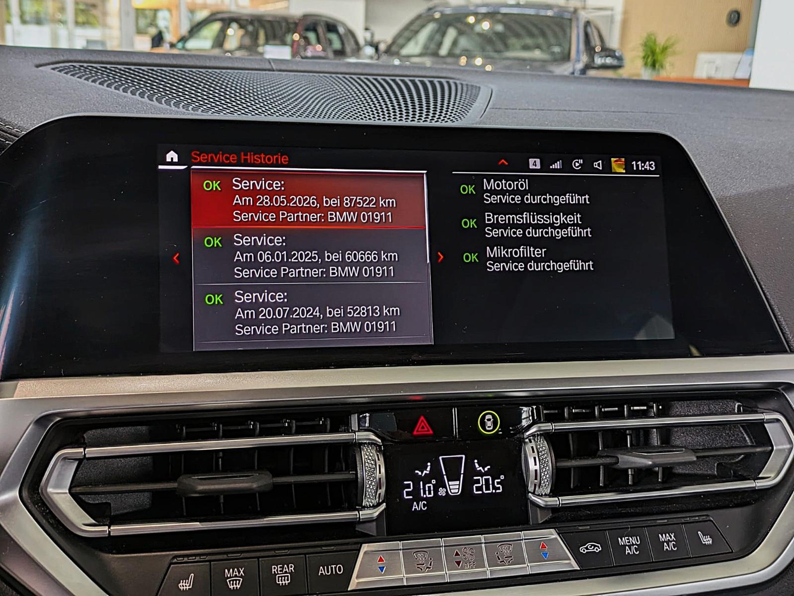 BMW 330d xDrive SAG LUXURY LEDER VIRTUAL  PANO LED