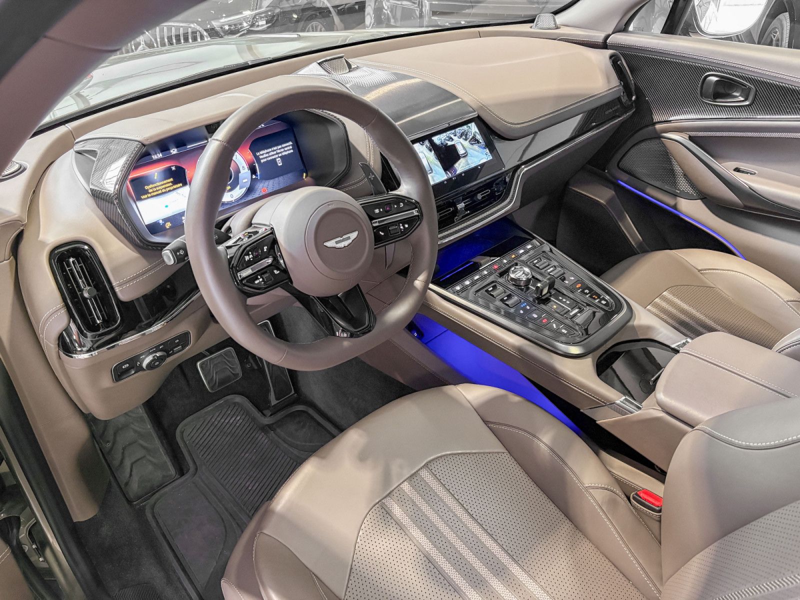 Aston Martin DBX ASTON MARTIN DBX707 °FACELIFT° 4.0 V8 BITURB imagem 2
