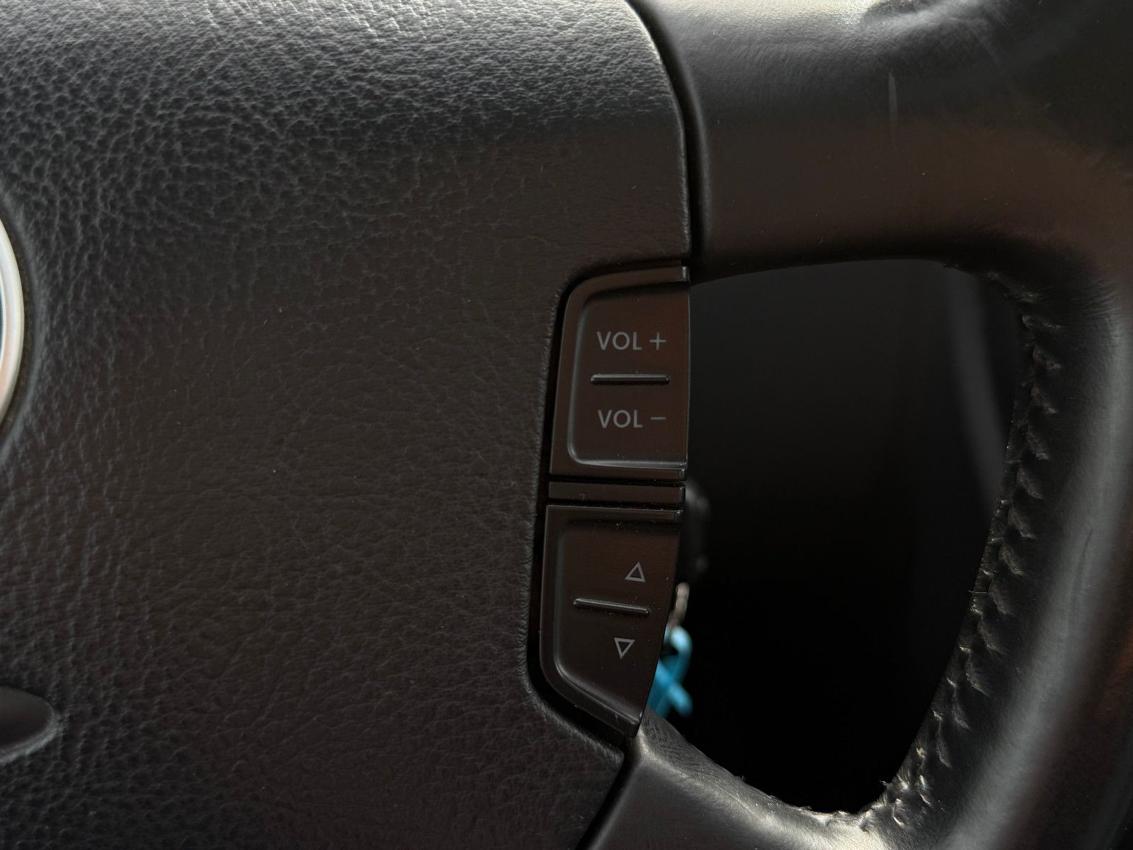 Fahrzeugabbildung Volkswagen T5 Multivan Highline 2.5 TDI AHK GRA Navi PDC