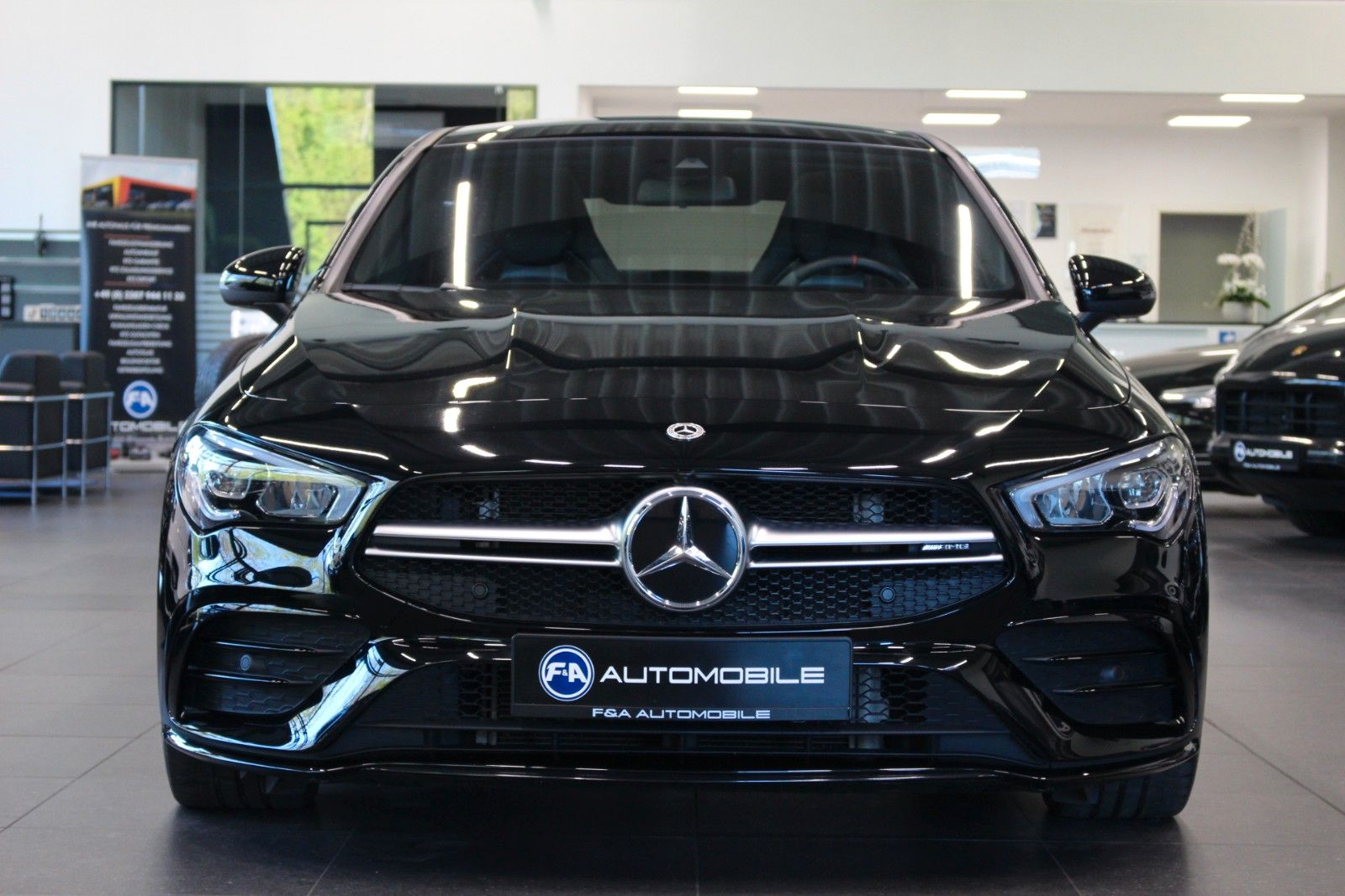 Fahrzeugabbildung Mercedes-Benz CLA 35 AMG 4Matic 1. Hand*Pano*Ambiente*MWST