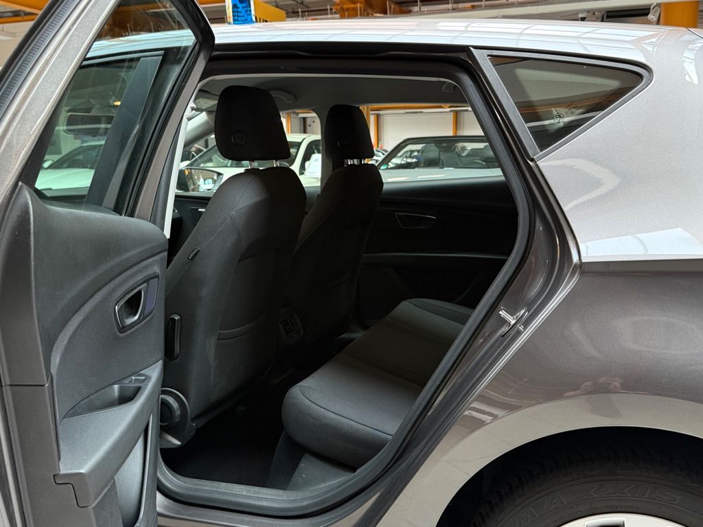 SEAT Leon Style|AUX|Klima|Tempomat|MFL SEAT Leon Style|AUX|Klima|Tempomat|MFL