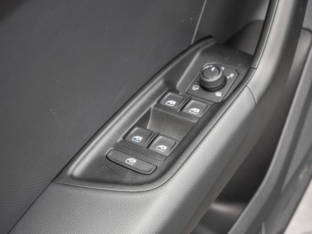 A1 Sportback 30 TFSI advanced S tronic SHZ LED