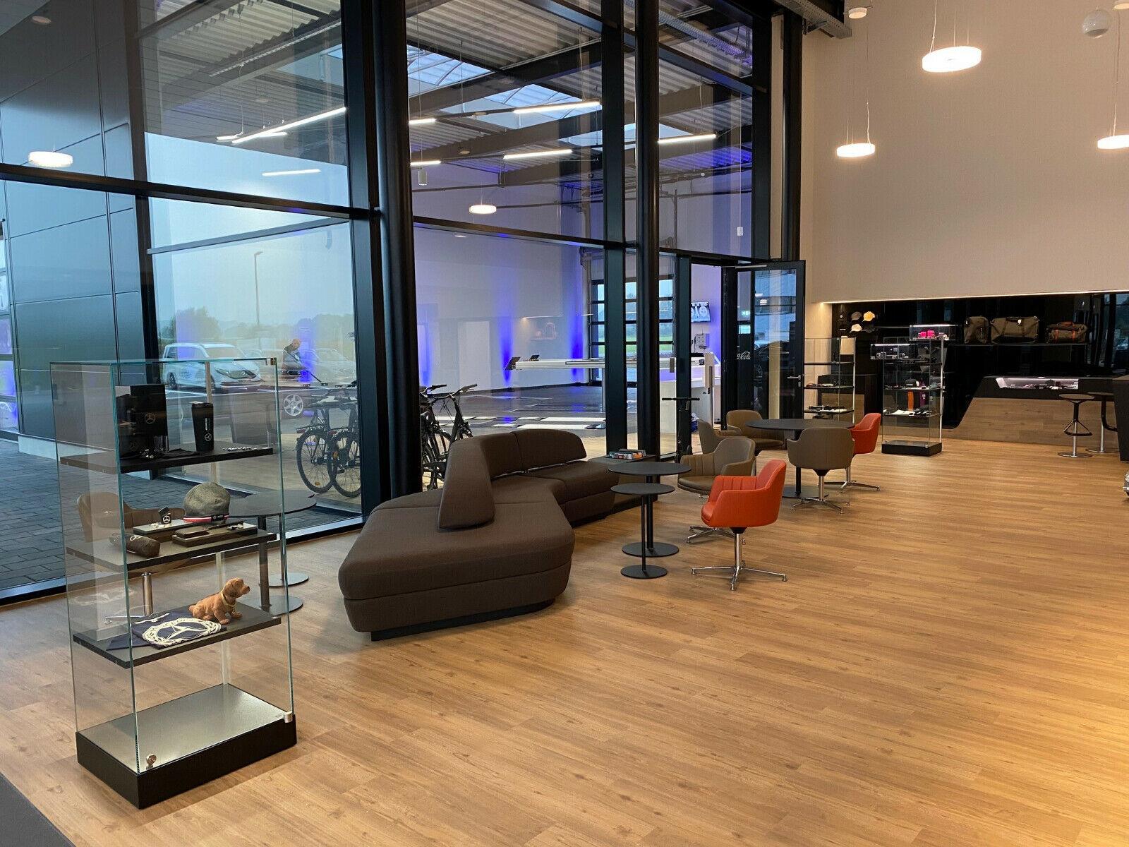 showroom-image-bottom