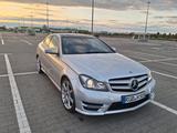 Mercedes-Benz C 350  Coupé Autom. Xenon Tuv neu - Mercedes-Benz C 350: Coupe