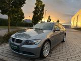 BMW 3 Lim. 325i, BMW Scheckheft,Xenon,Schaltgetriebe - BMW 325 aus 2005: 325i