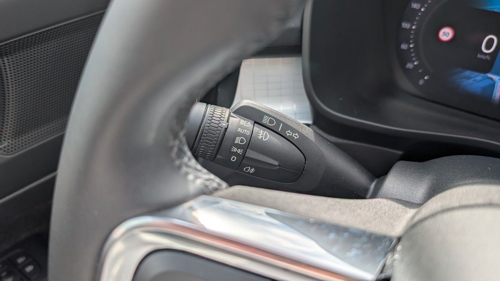 Fahrzeugabbildung Volvo XC 40 B4/Standheizung/Winterpaket