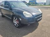 Porsche Cayenne Turbo Turbo - Porsche Cayenne aus 2006: Turbo