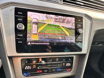 Volkswagen Passat Variant - 12
