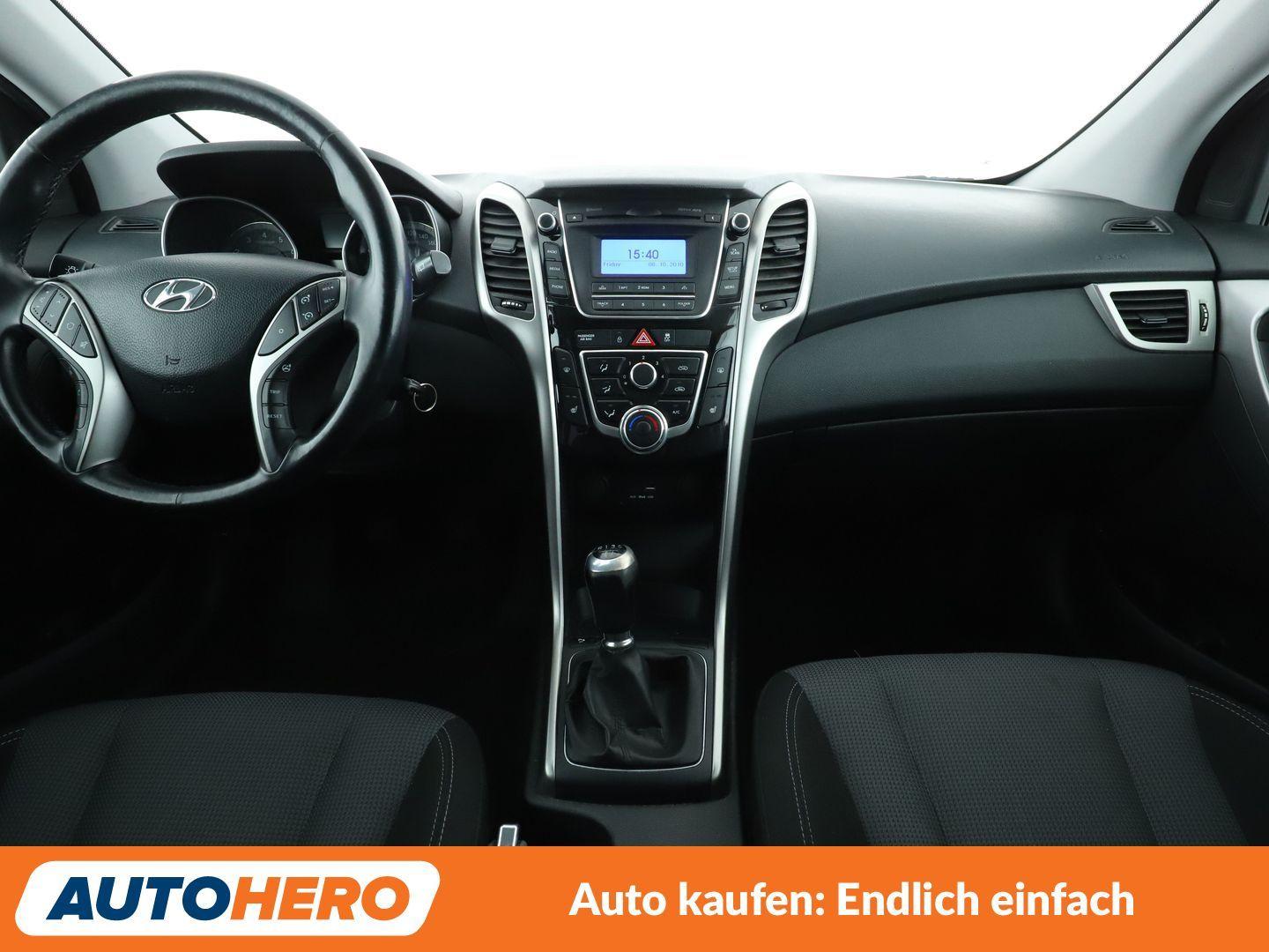 Hyundai i30 1.4 Trend blue *TEMPO*PDC*SHZ*
