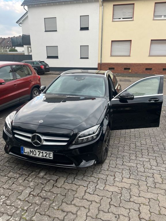 Image of Mercedes-Benz C 300