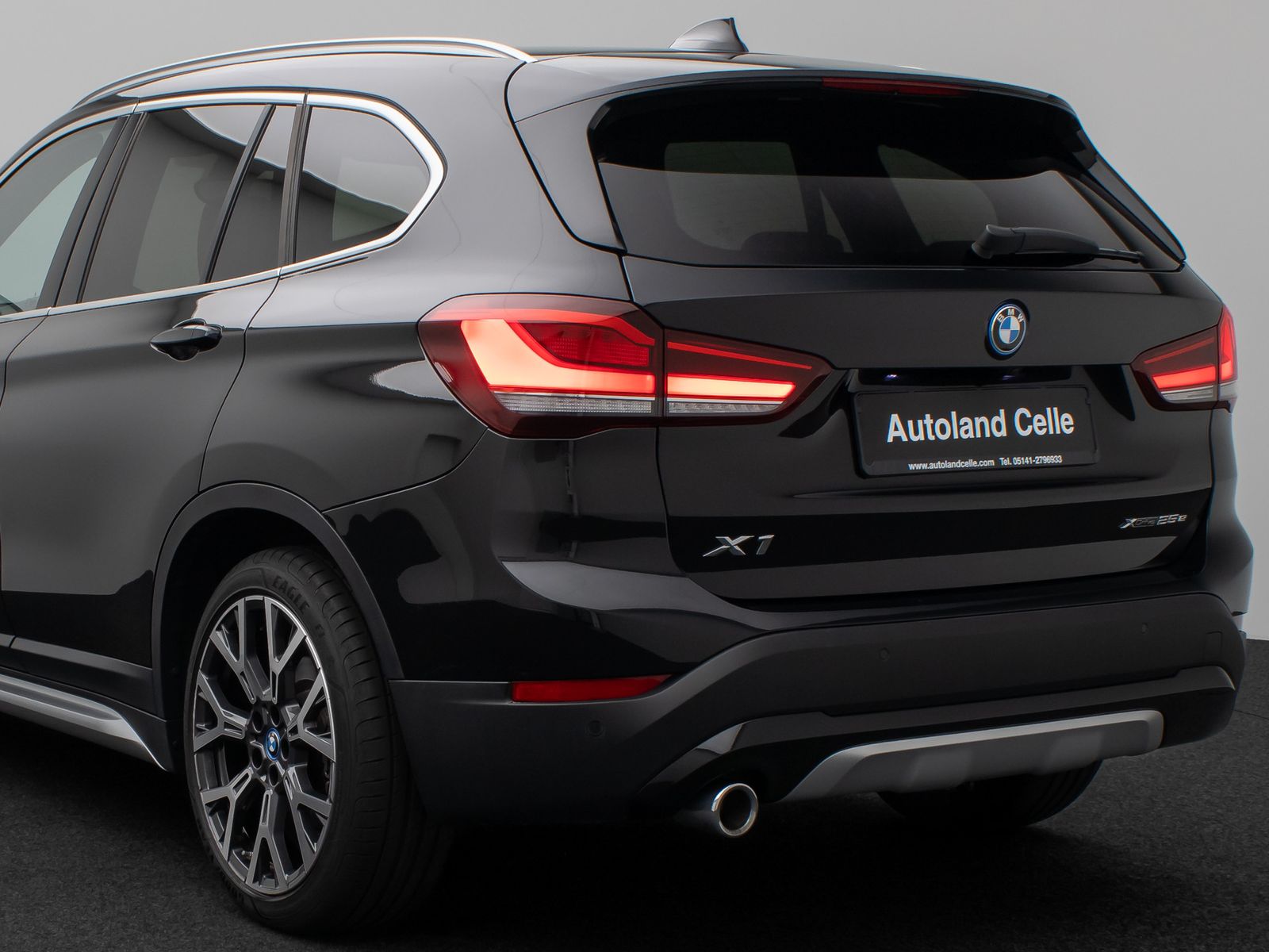 Fahrzeugabbildung BMW X1 xD25e xLine Kamera HUD DAB H/K Komfort Sport