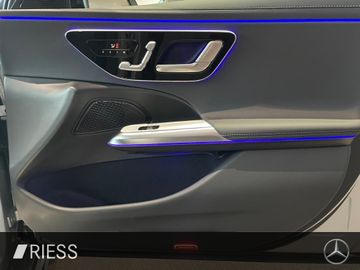 Mercedes E 200 - 12
