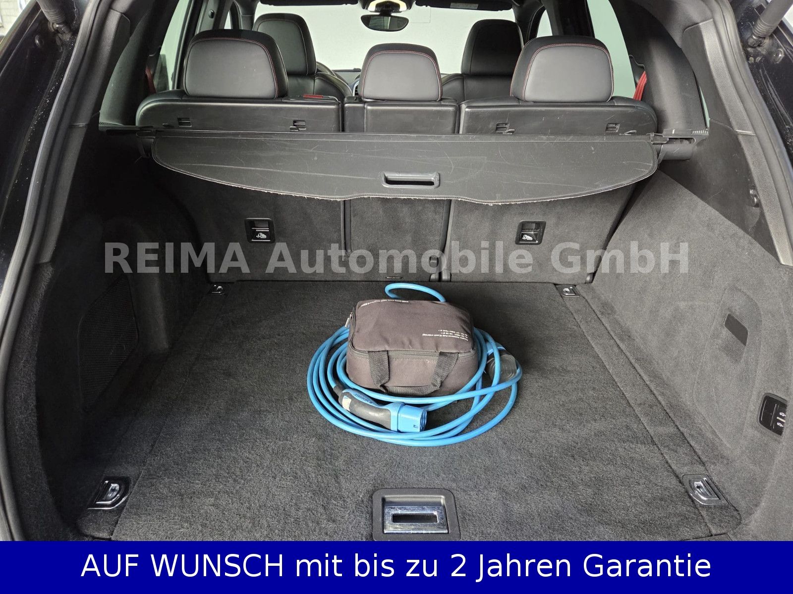 Fahrzeugabbildung Porsche Cayenne S E-Hybrid, Chrono, Pano, LED