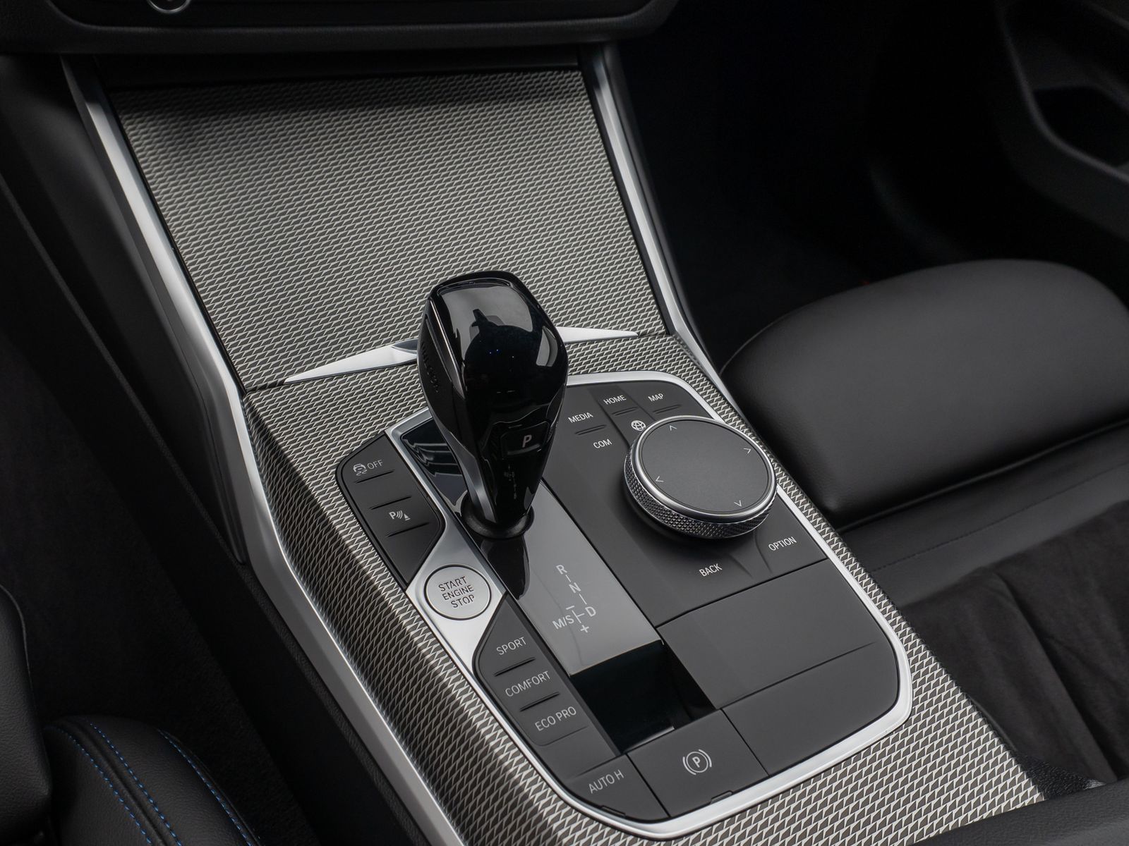 Fahrzeugabbildung BMW M340i xD Laser Kamera HUD DAB H/K Komfort Alarm