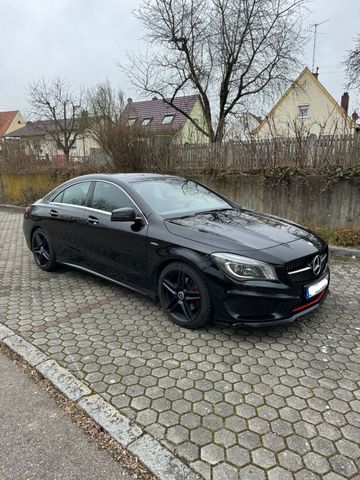 Mercedes-Benz Mercedes Cla 250 Sport 4-Matic Amg Line