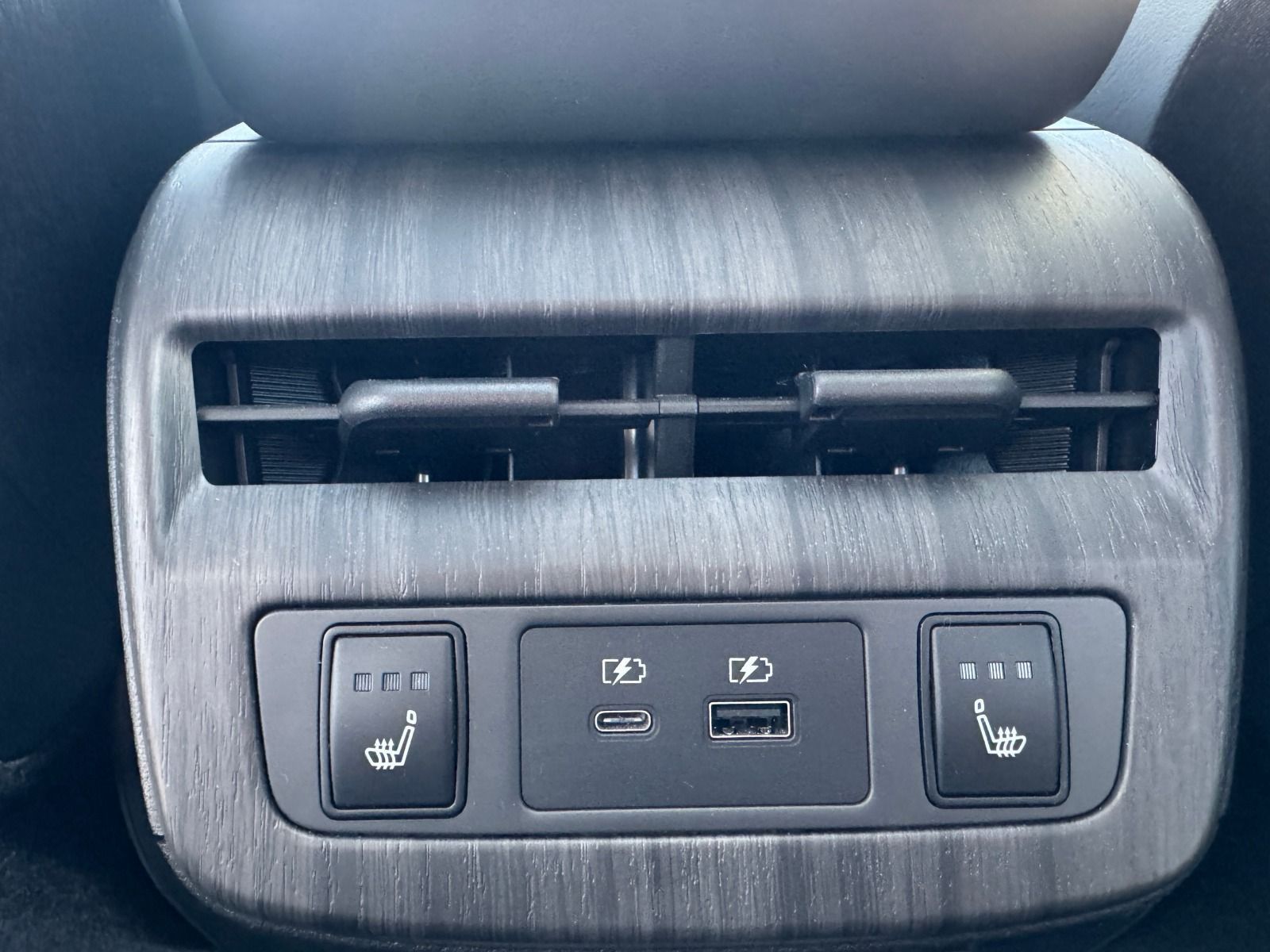 Fahrzeugabbildung Nissan Ariya Evolve Pack 87kWh*360°CAM*20Zoll*Wärmepump