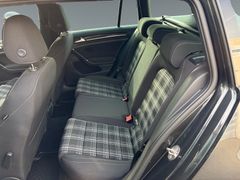 Fahrzeugabbildung Volkswagen Golf VII Variant GTD -DYNAUDIO*BiXen*Sitzhzg*PDC