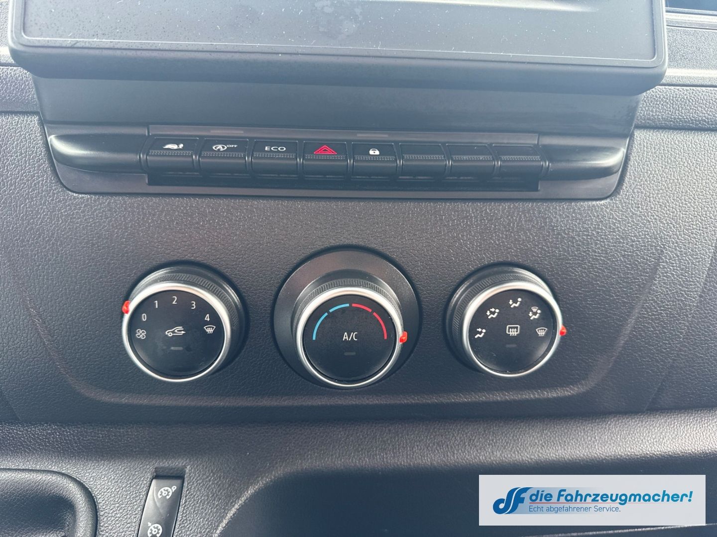 Fahrzeugabbildung Opel Movano Koffer L4H1 3,5t ZwillingsBe. Navi Temp R