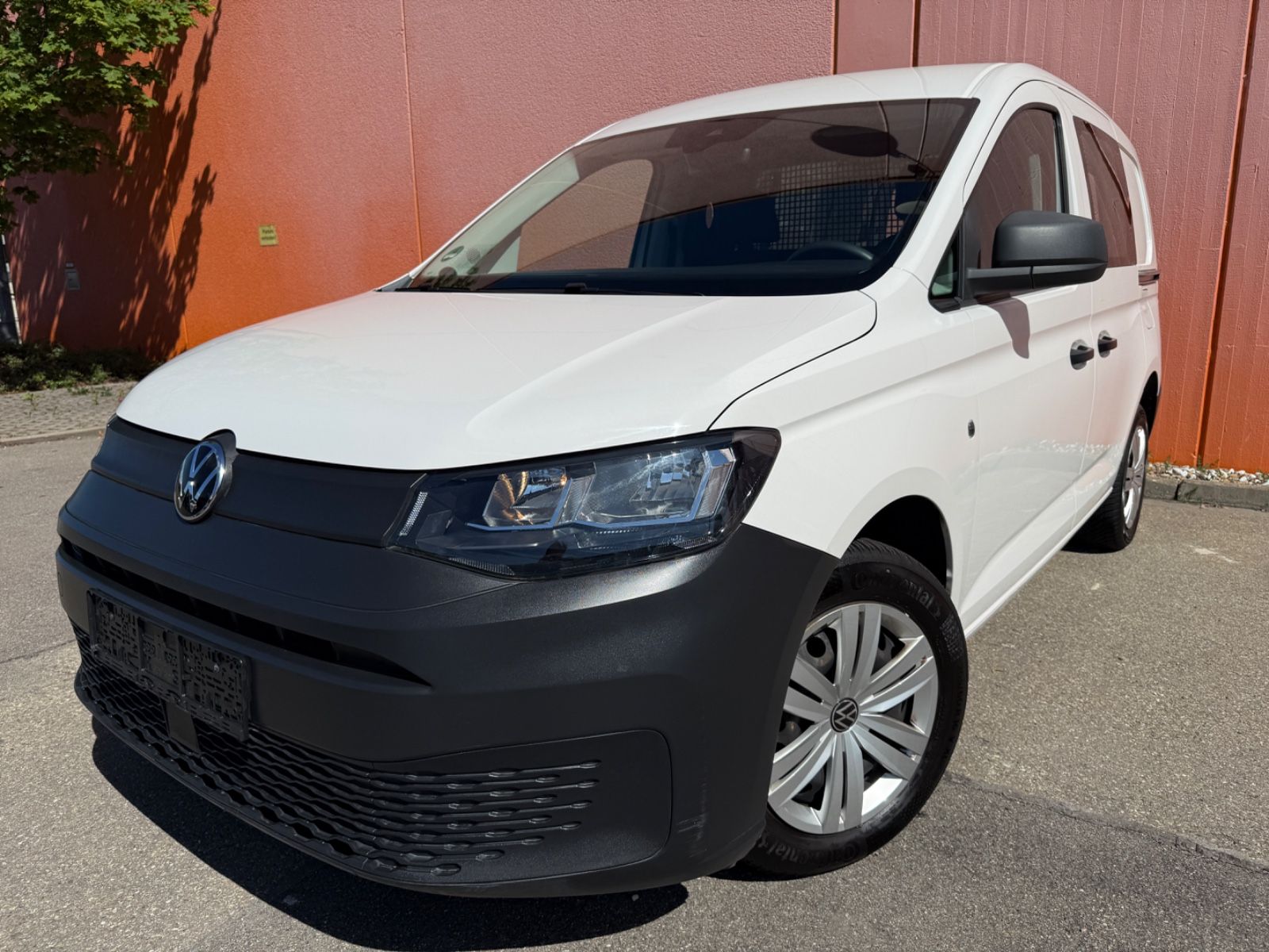 VW Caddy Cargo Basis HU 5/27 Service neu Allwetter