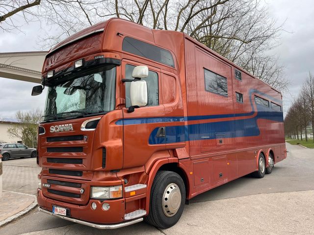 Scania Pferdetransporter