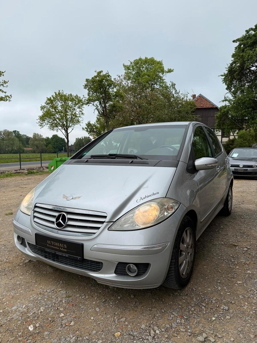 Mercedes-Benz A 150 // Automatik // Sitzhzg. // Wurzelholz