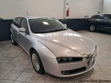 Alfa Romeo 159 1.9 JTDm Sportwagon- FUORI TUTTO - Alfa Romeo 159 mit Diesel-Antrieb: 1.9