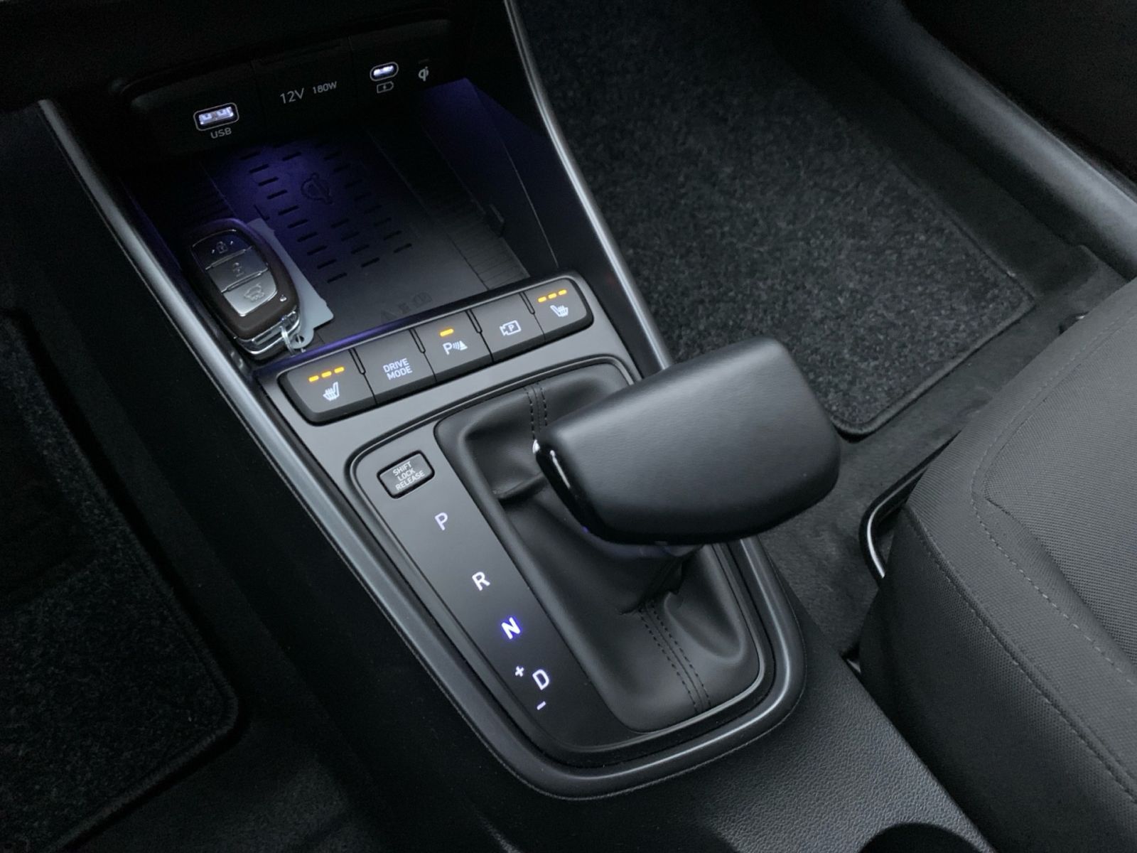 Fahrzeugabbildung Hyundai BAYON 1.0 T-GDI 7-DCT Prime Assi Paket