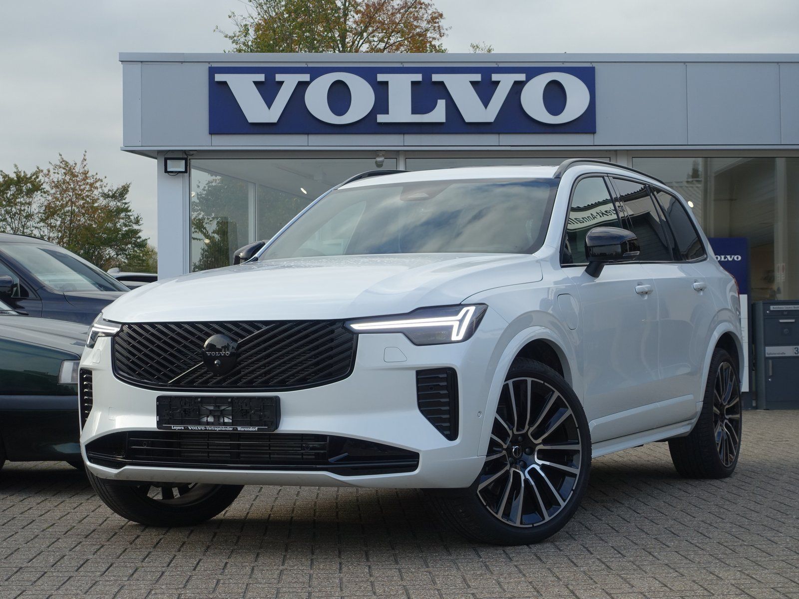 Volvo XC90 Black Edition Ultra T8 AWD Plug-in/FourC