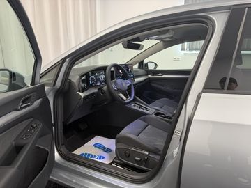 Volkswagen Golf - 9