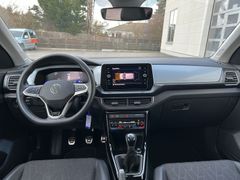Fahrzeugabbildung Volkswagen T-Cross 1.0 TSI Goal LED NAVI SHZ ALLWETTER 17"