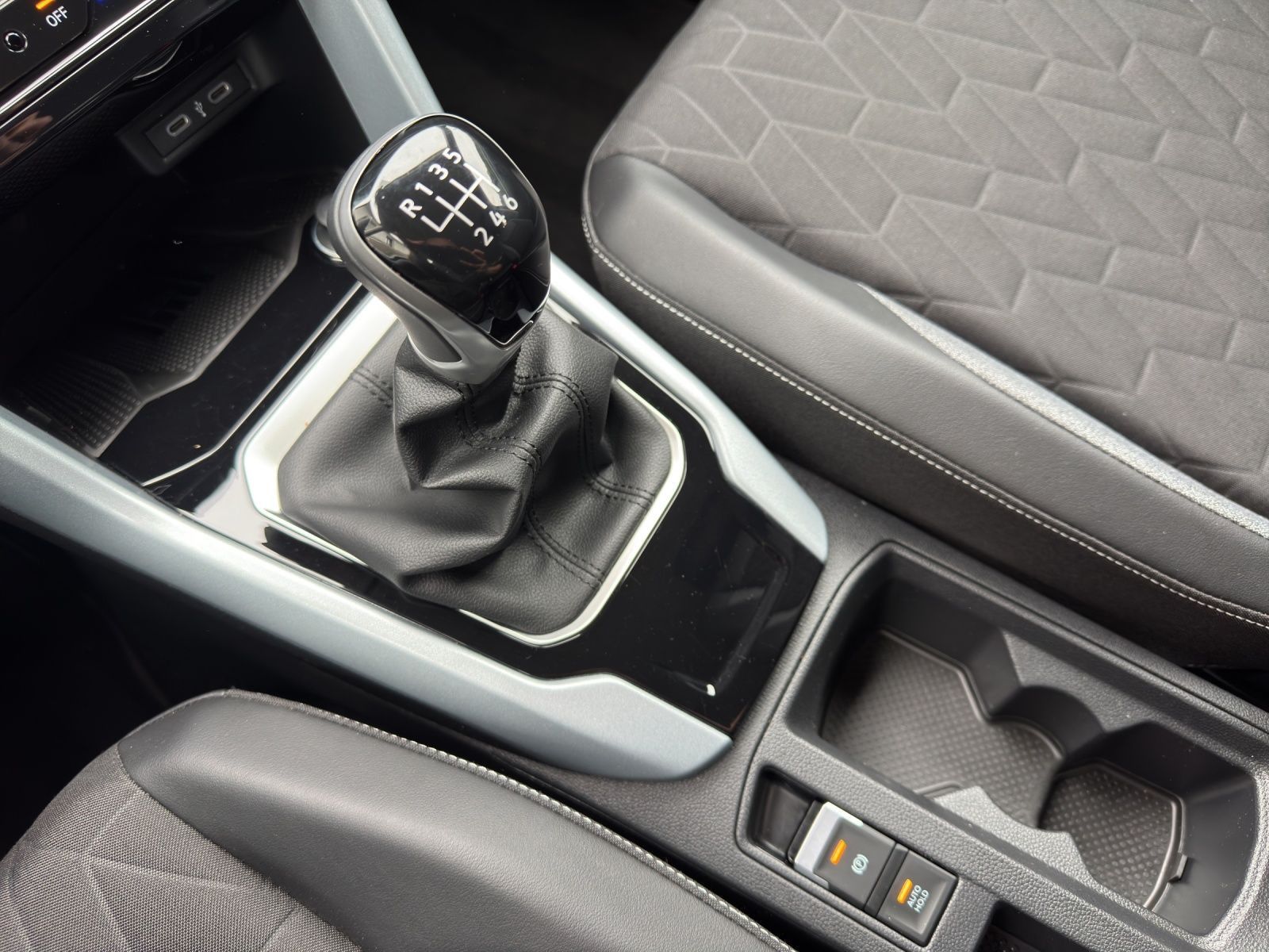 Volkswagen T-Roc - Bild 12