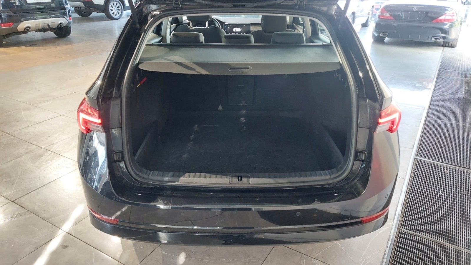 Skoda Octavia Combi Style *Automatik*Navi*LED*AHK 1,5t foto 16