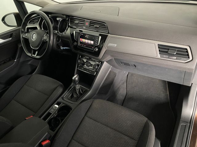 Touran Comfortline 1.4 TSI DSG 7-Sitzer NAVI+AHK