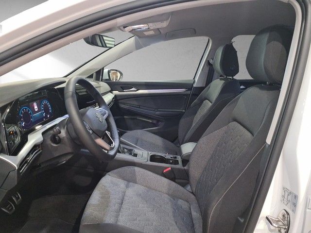 Fahrzeugabbildung Volkswagen Golf VIII TSI Move Kamera Navi LED VC