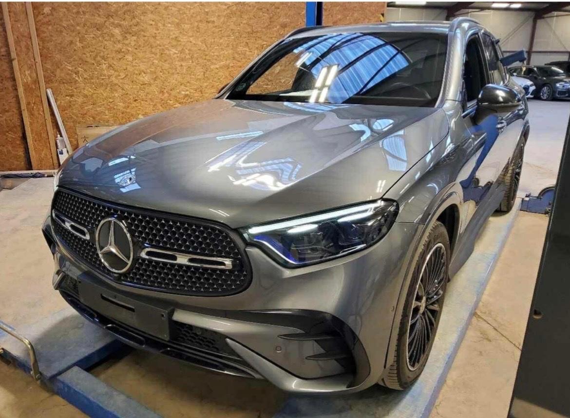 Mercedes-Benz GLC 220d 4M AMG+AHK+BURMES+NIGHT+DIG. LIGHT+20"
