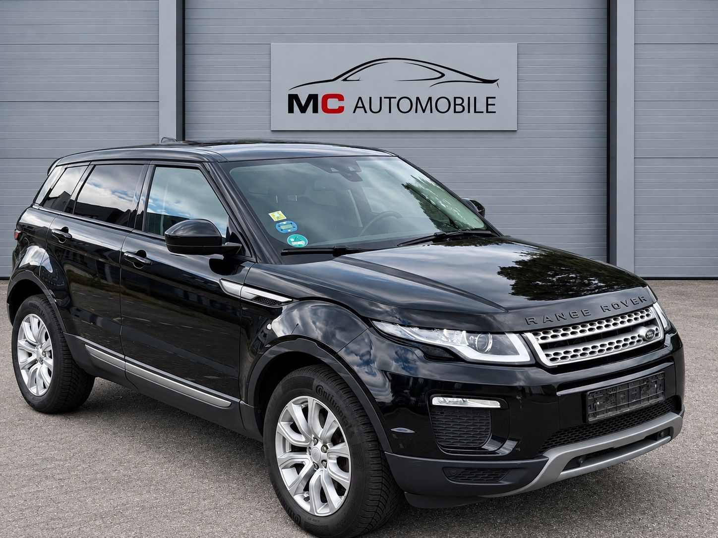 Land-Rover Range Rover Evoque - 1