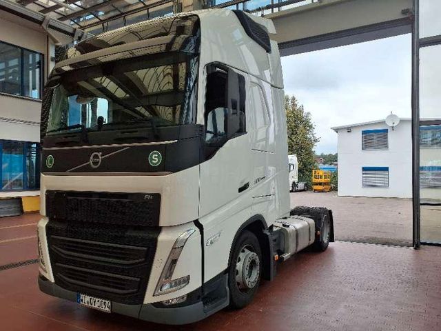 Volvo FH500 GlobetrotterXL/LowDeck/Standklima/VEB+/ACC