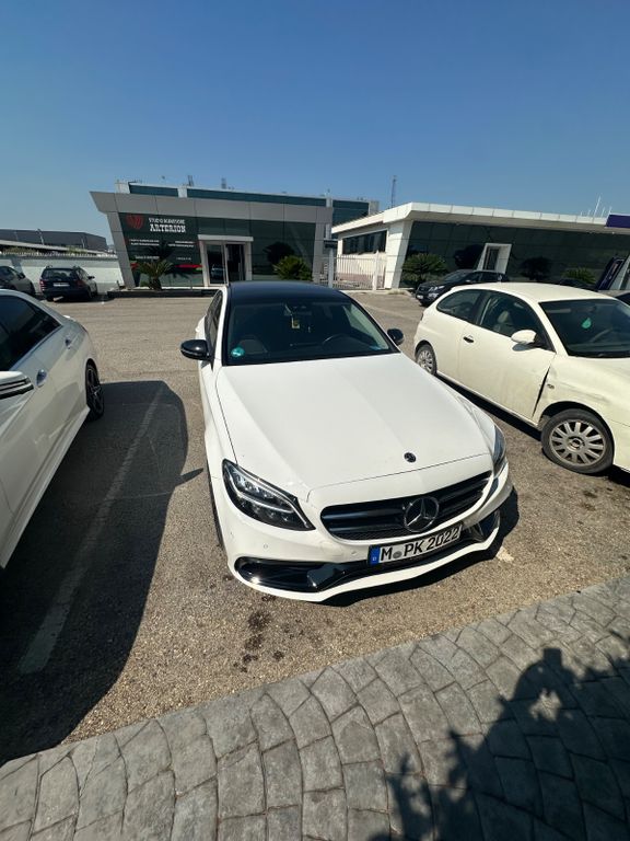 Image of Mercedes-Benz C 220