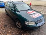Volkswagen Passat 1,8i Comfortline - Volkswagen Passat aus 1998: Kombi
