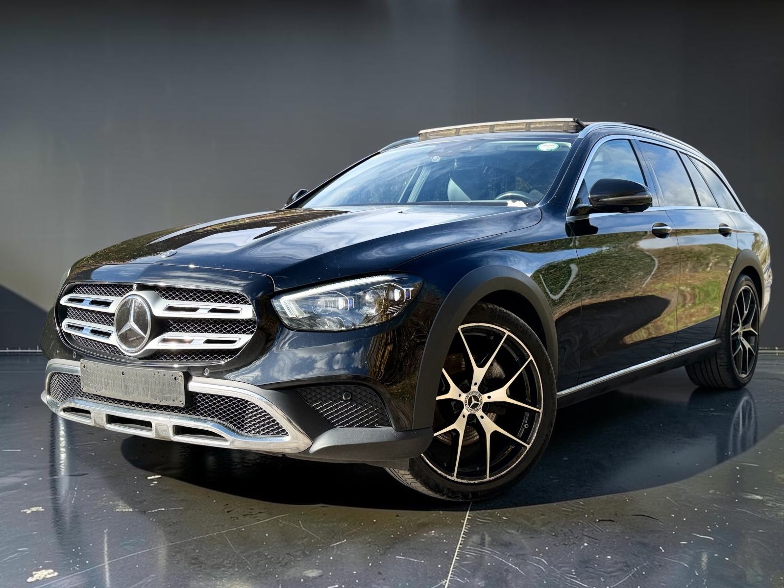 Mercedes-Benz E 220 E T-Modell E 220 d 4Matic All-Terrain PANO imagem 3