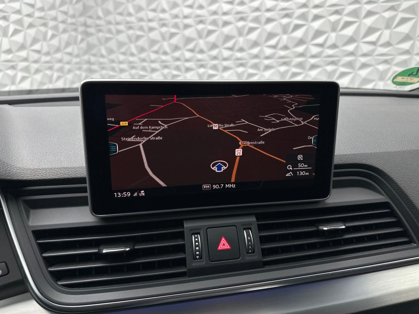 Fahrzeugabbildung Audi Q5 40TDI QUATTRO/SPORT/S-LINE/PANO/PDC/LED/AHK
