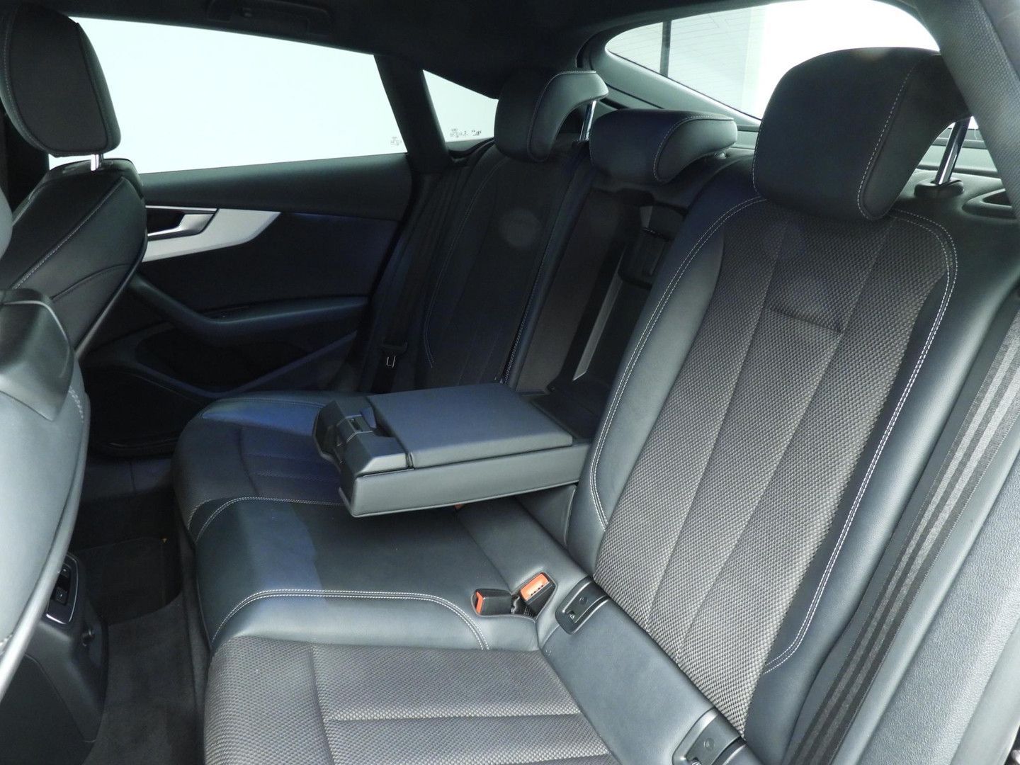 Audi A5 Sportback 2.0 TFSI MHEV Sport S-line Edition foto 10