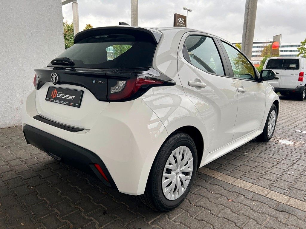 Fahrzeugabbildung Toyota Yaris Hybrid Teamplayer Comfortpaket