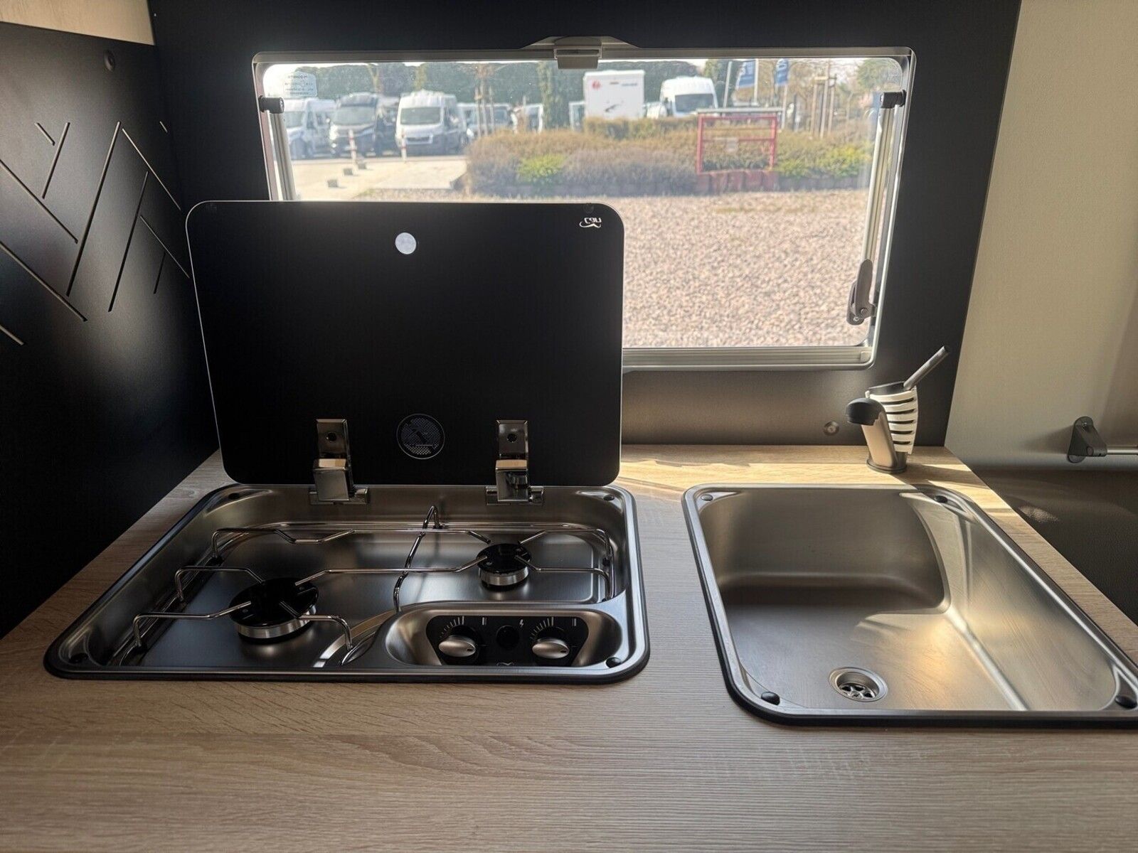 Fahrzeugabbildung Chausson Teilintegriert Titanium Line 797 Dörr30YEdition