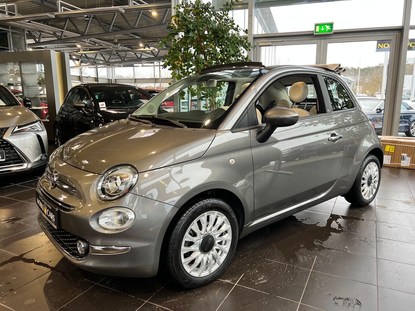 Fahrzeugabbildung Fiat 500C Cabrio Lounge KLIMA NAV GRA PDC ALU