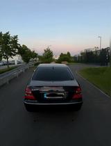 Mercedes-Benz Mercedes E240 W211 - gebrauchte Mercedes-Benz E 240 aus dem Jahr 2003