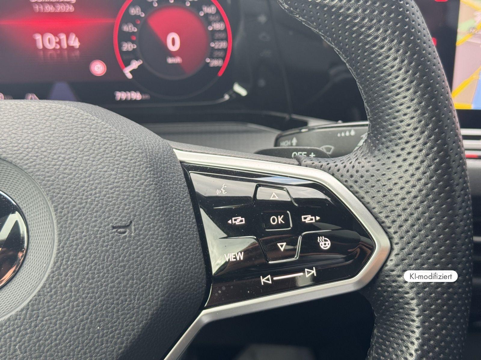Volkswagen Golf VIII GTI 2.0 TSI DSG IQ.LIGHT NAVI PANO DCC, миниатюра 20