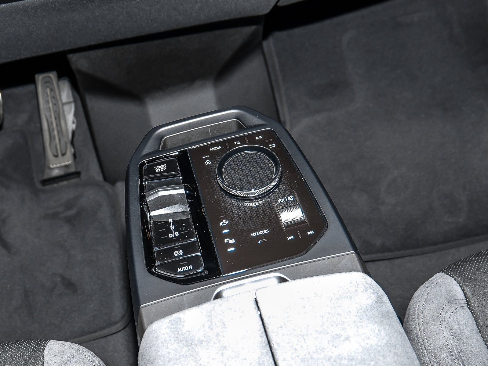 BMW iX - Bild 11