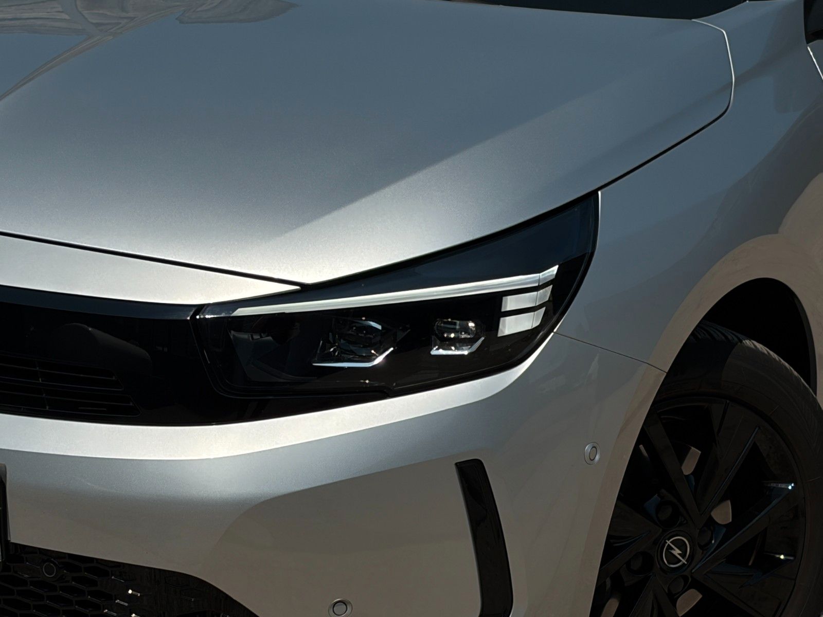 Fahrzeugabbildung Opel Corsa F GS 1.2 Turbo ACC CAM SHZ LHZ LED CarPl.